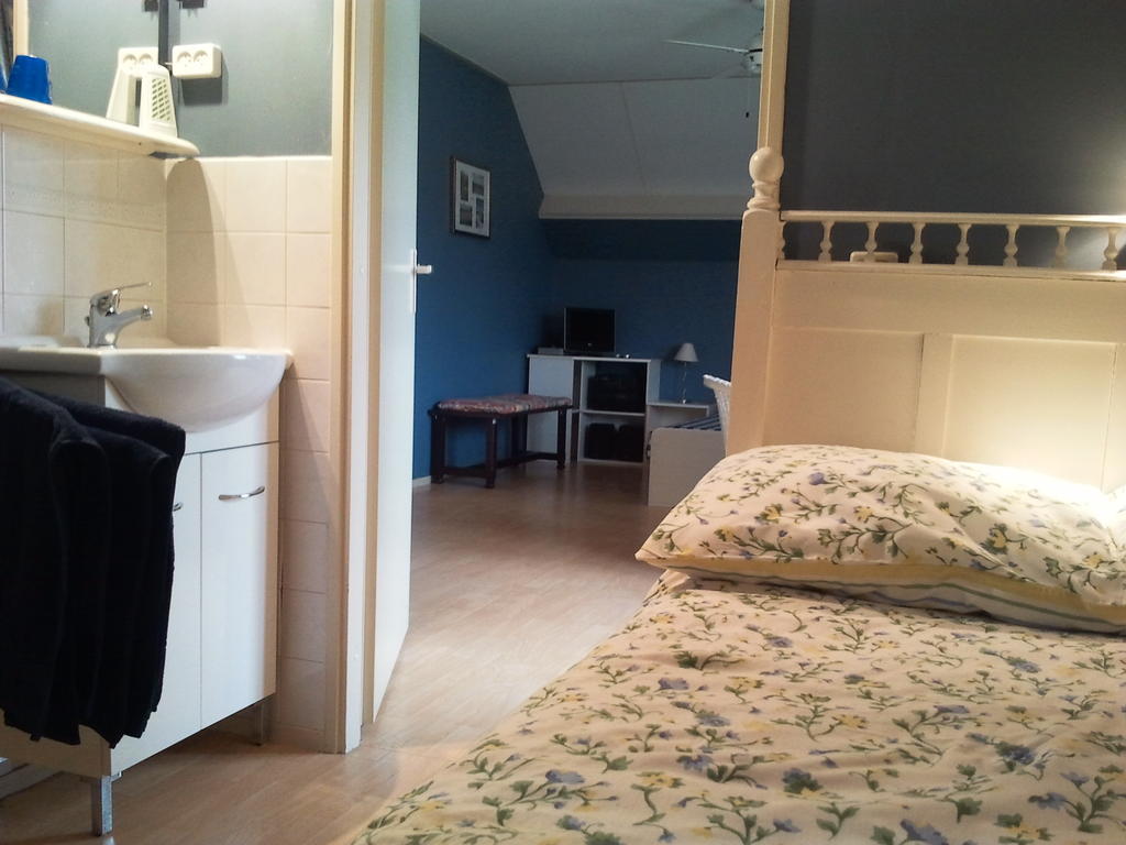 B&B Fam. Elzinga Nieuwkoop Экстерьер фото
